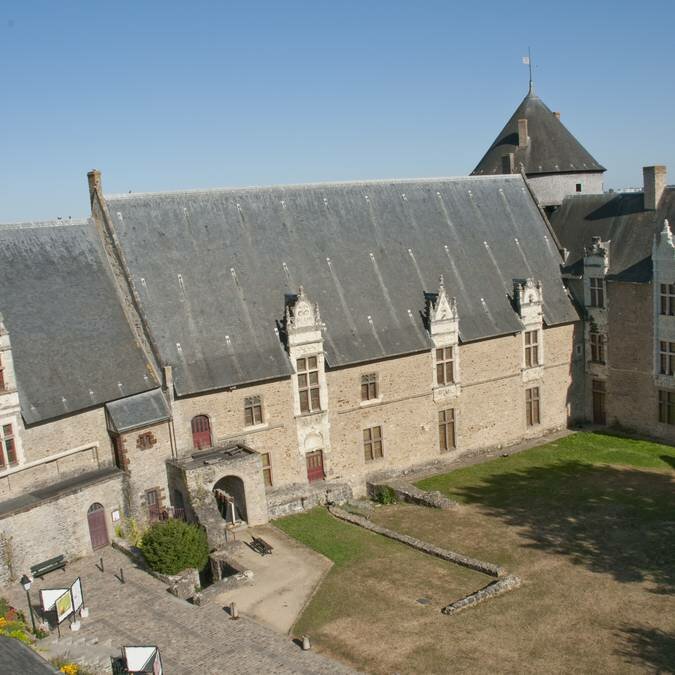 Le Vieux Château © Bruneau - Mayenne Tourisme